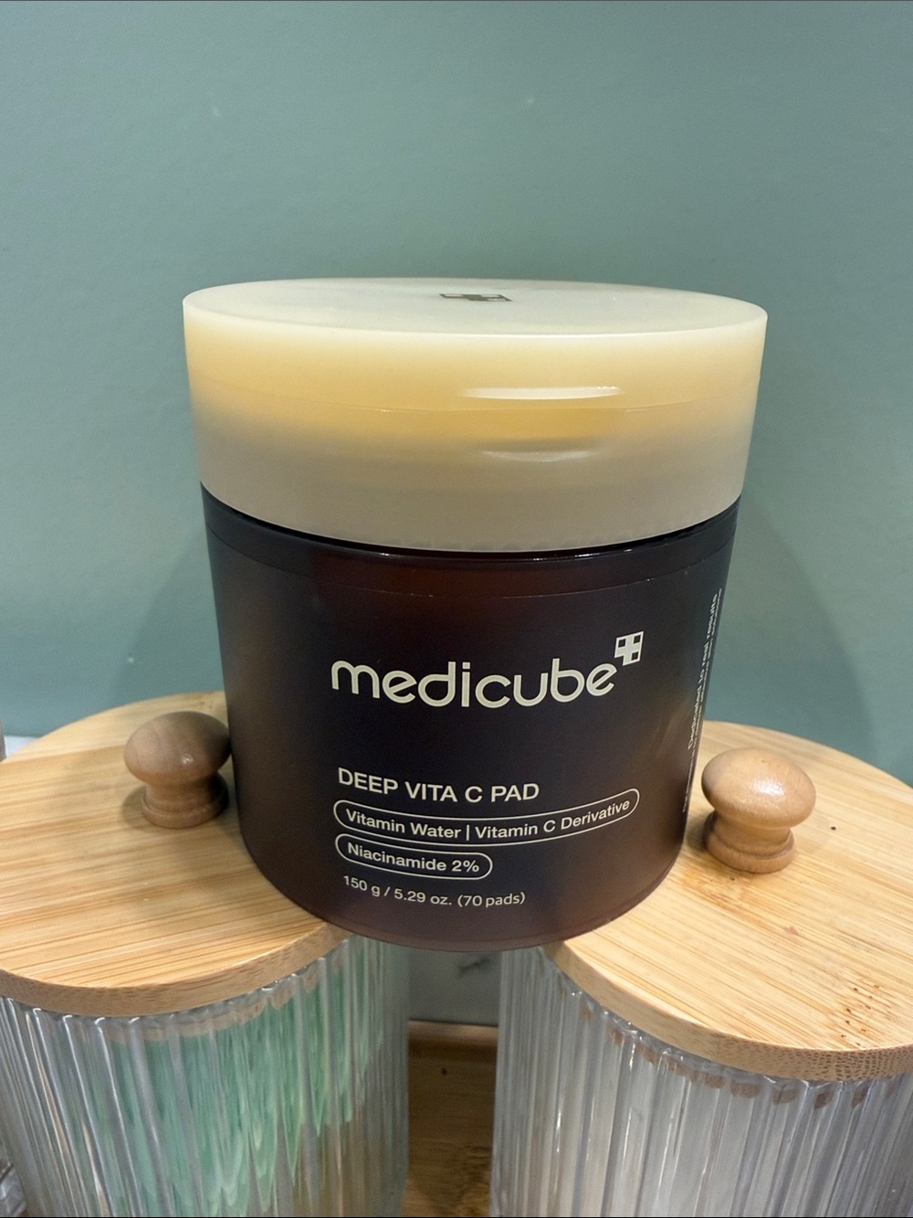Medicube Deep Vita C Pads